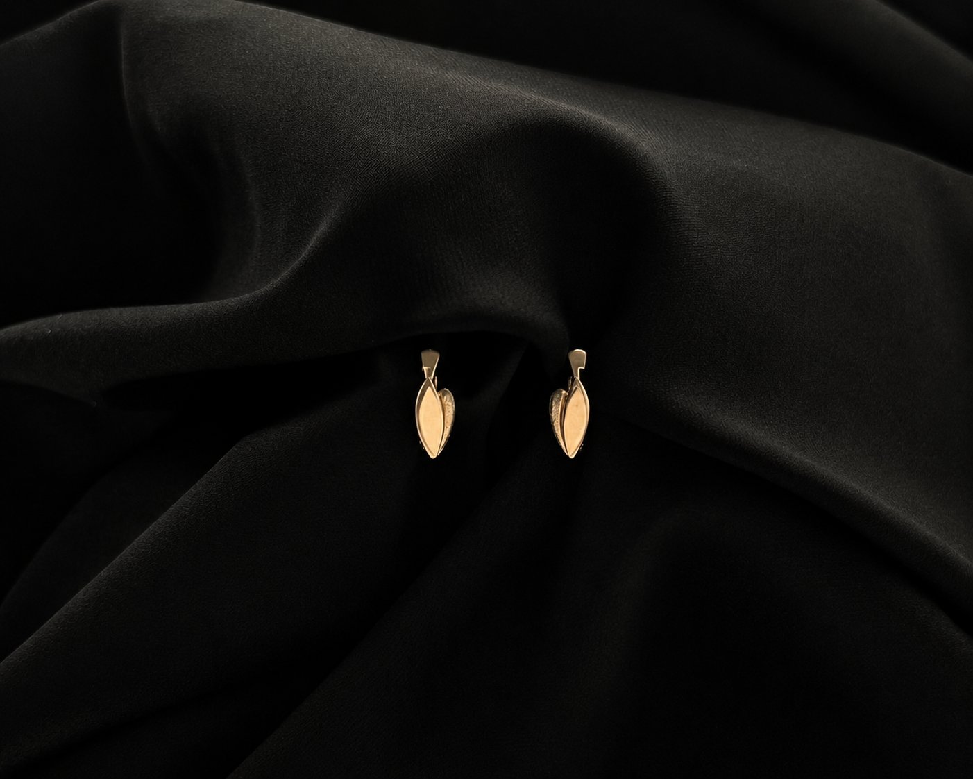 Earrings No. V